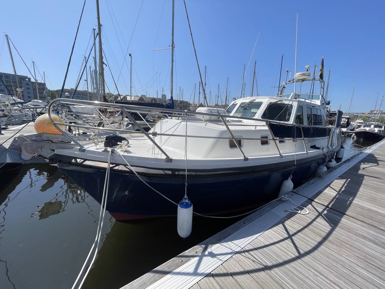 Aquastar Ocean Ranger 38 Aft Cabin — photo 1