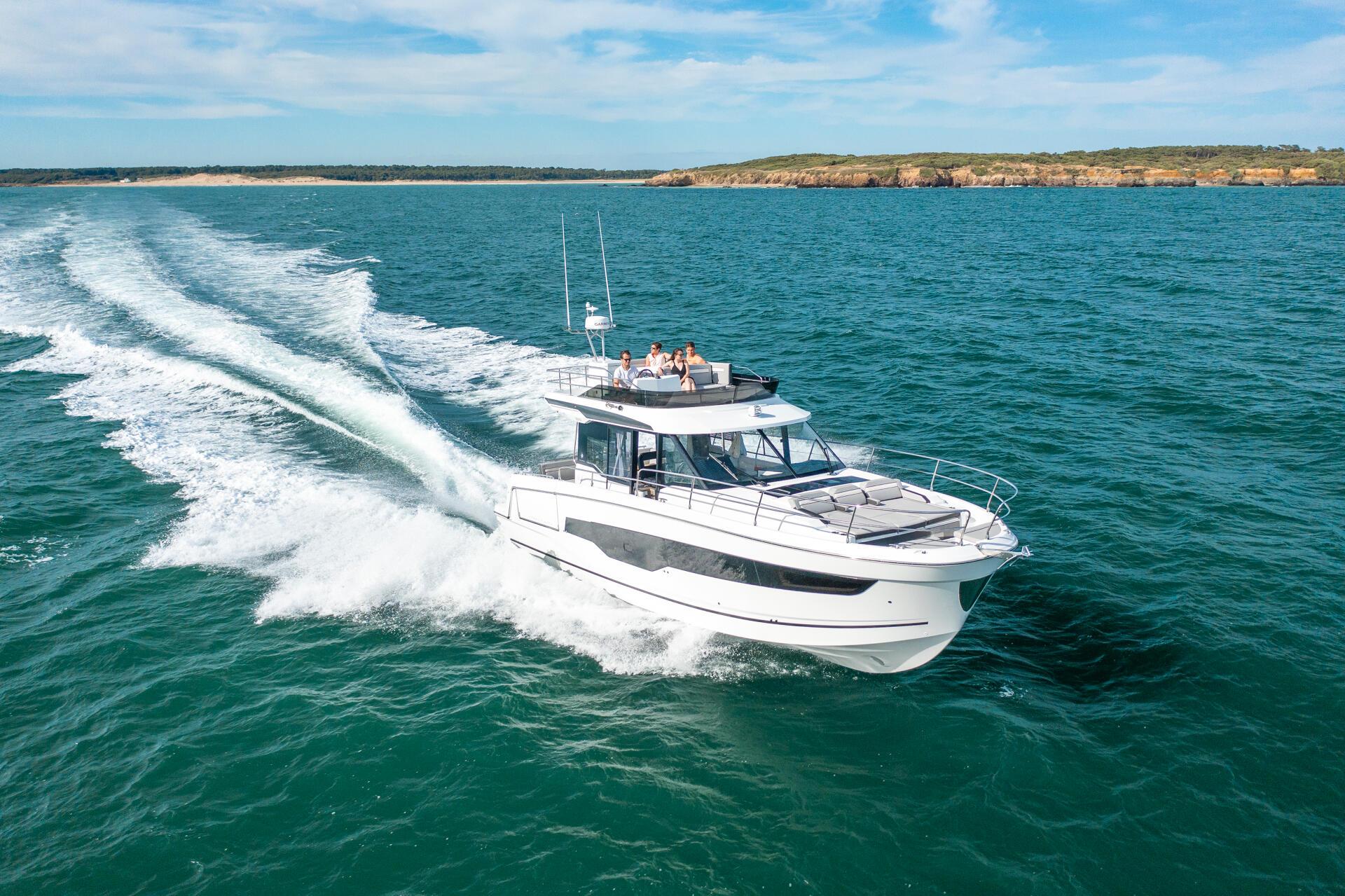 Jeanneau Merry Fisher 1295 FLY — photo 1