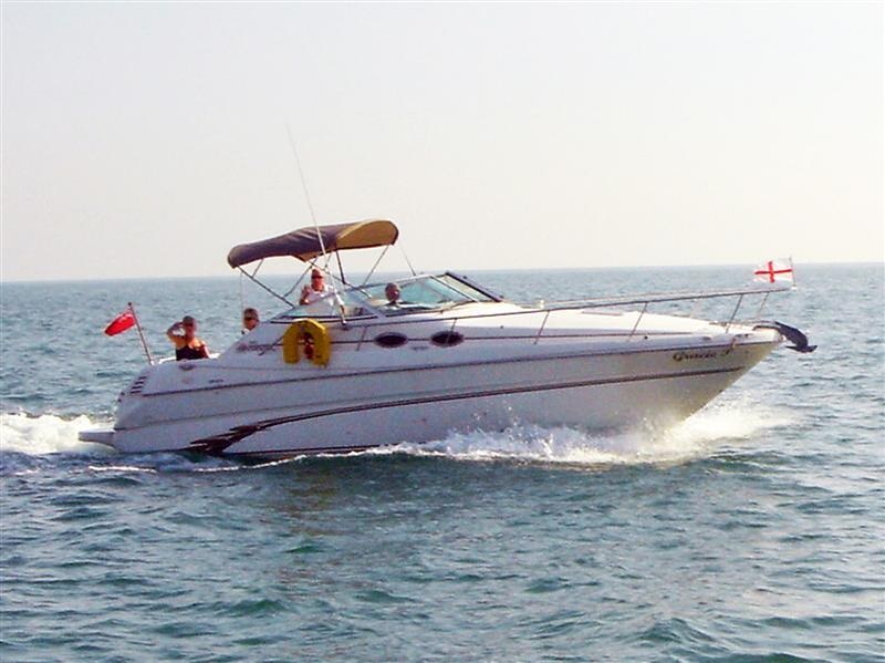 Sea Ray 270 Sundancer — photo 1