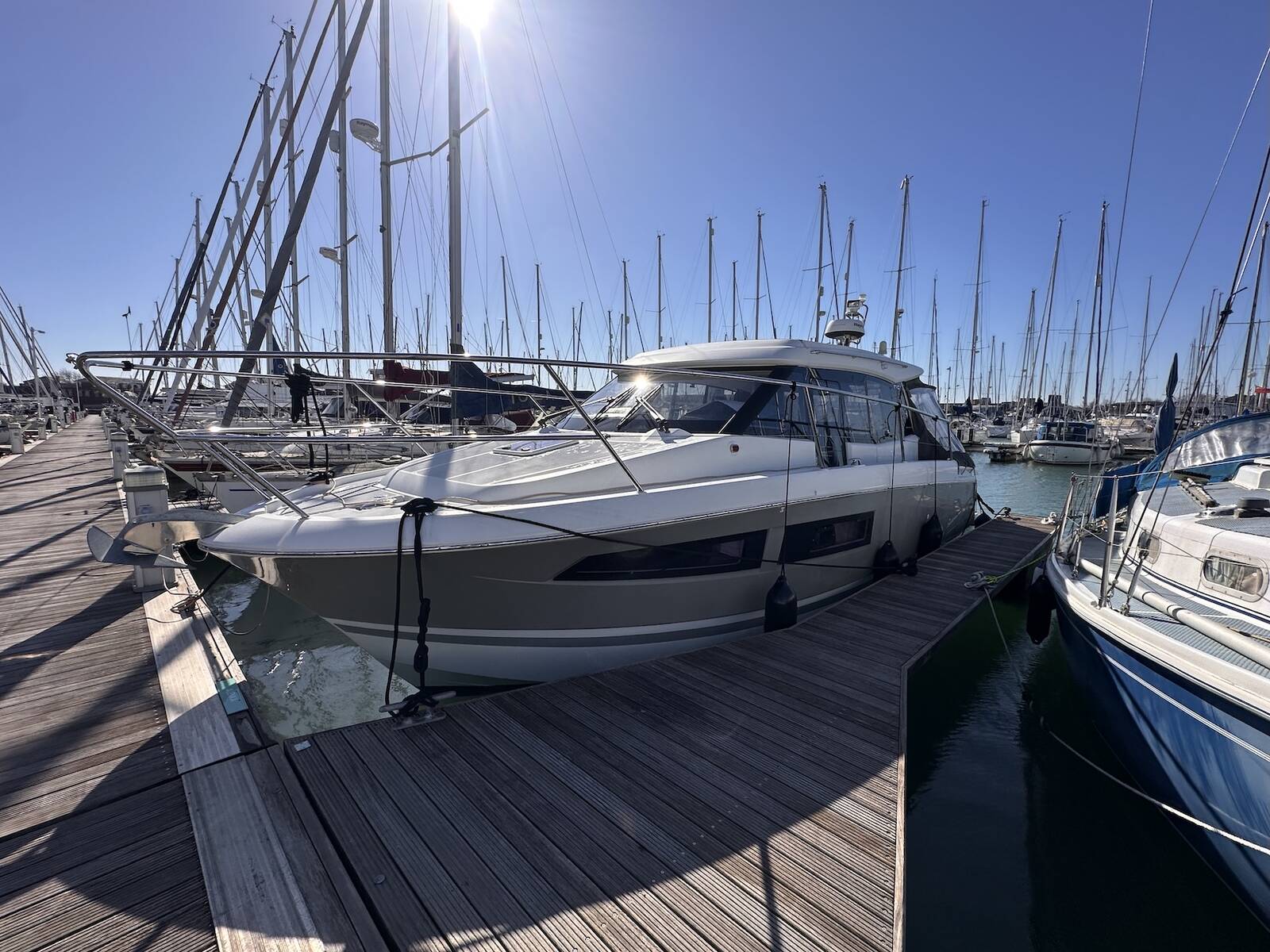 Jeanneau NC9 — photo 1