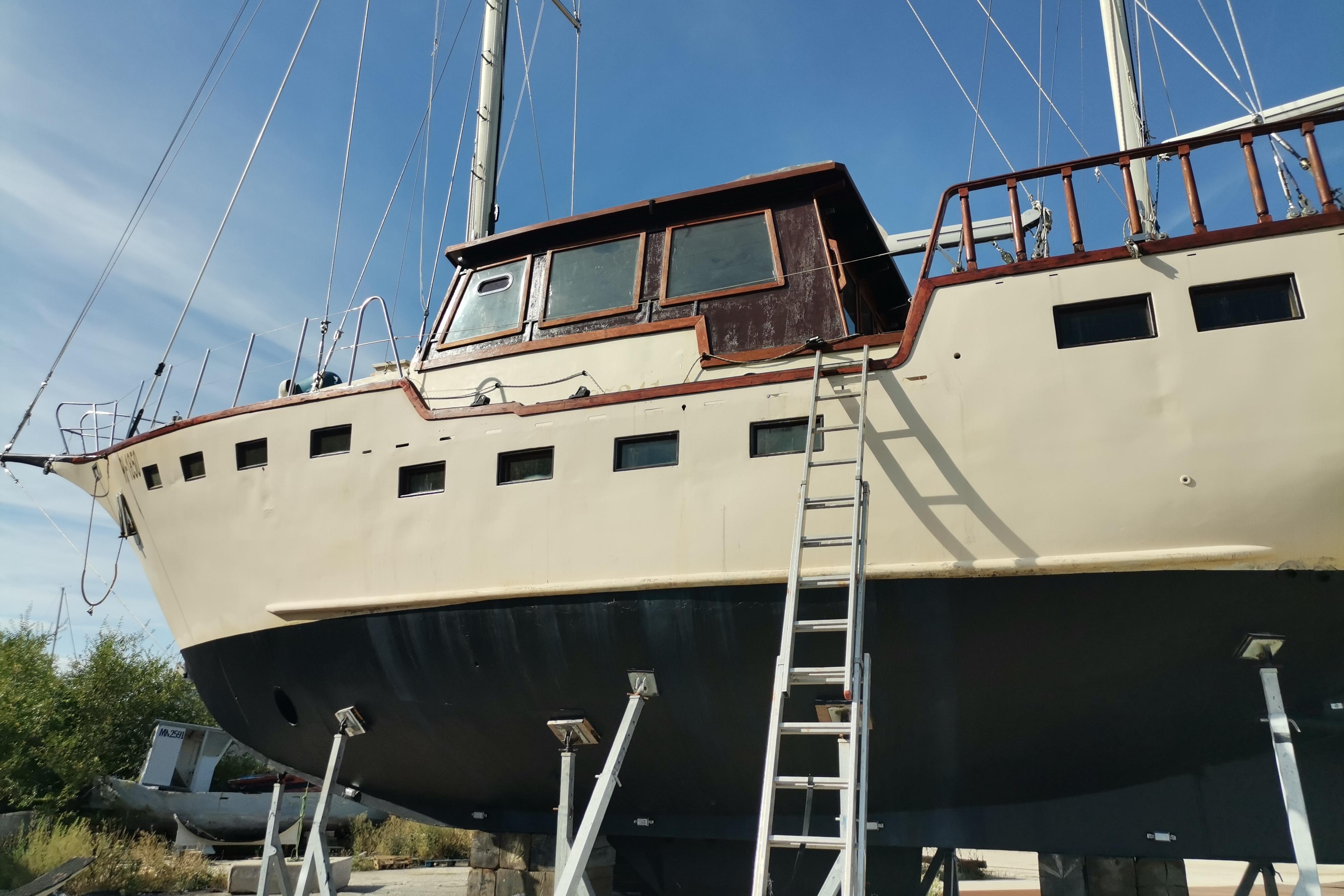 Custom Built Kufra Werft ketch — photo 1