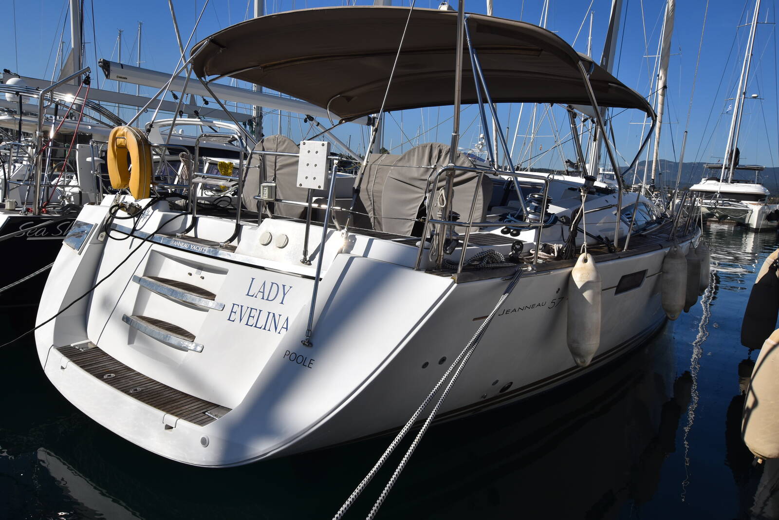 Jeanneau 57 — photo 1