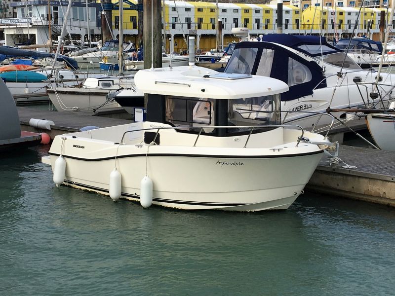 Quicksilver 605 Captur Pilothouse — photo 1
