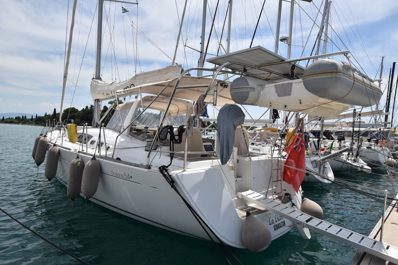 Beneteau Oceanis 54 Elegance — photo 1
