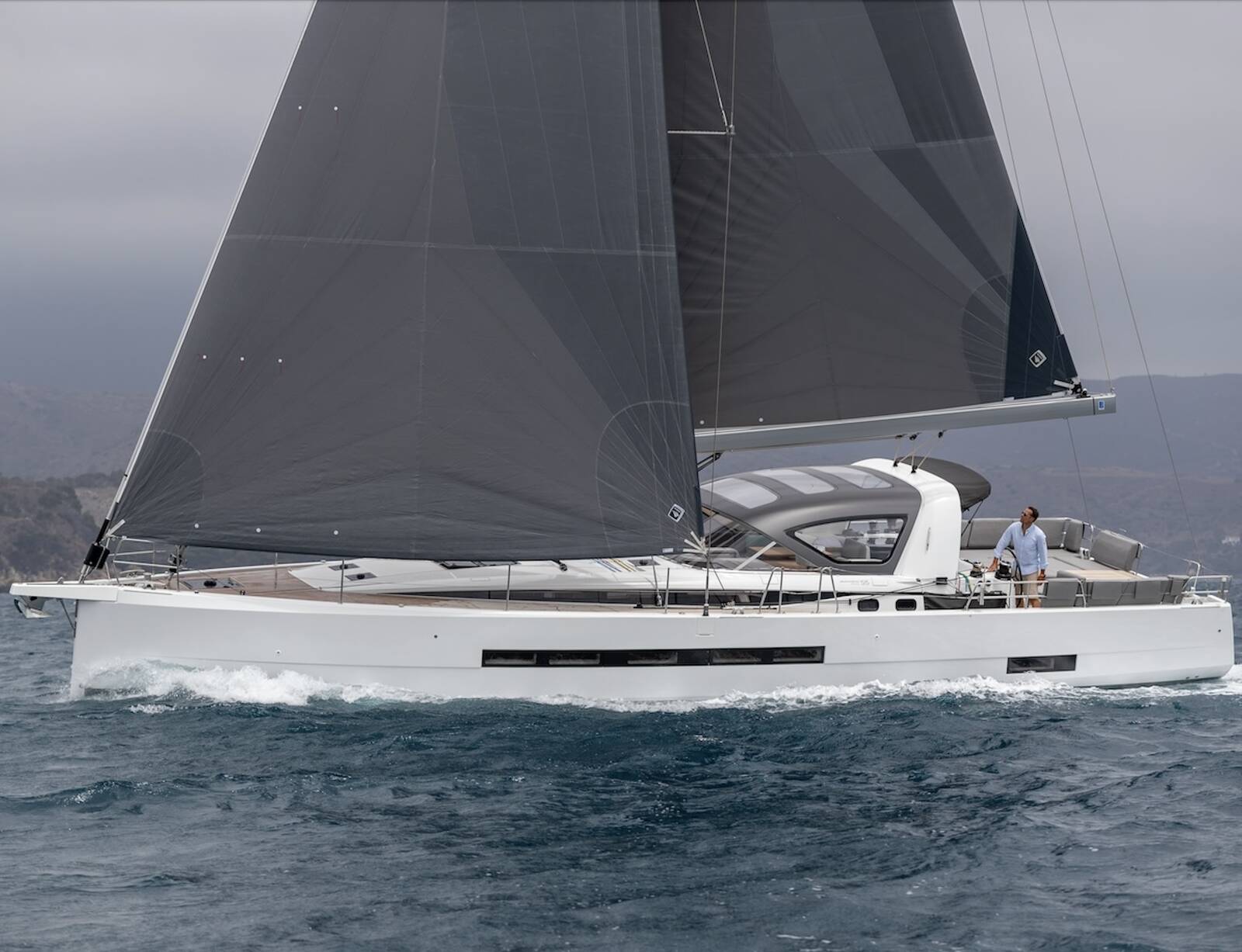 Jeanneau Yacht 55 — photo 1