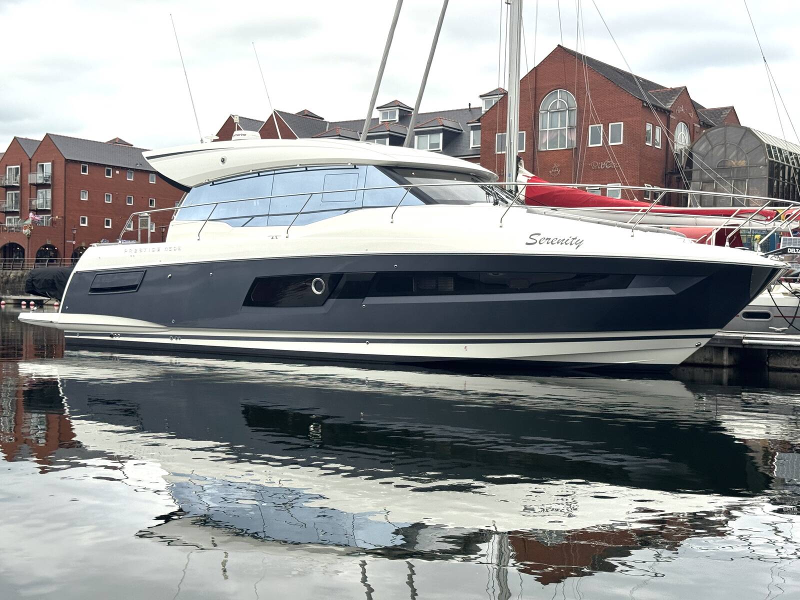 Prestige 460 S — photo 1