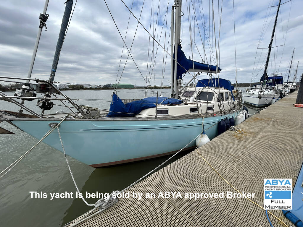 Vancouver 38 Pilothouse — photo 1
