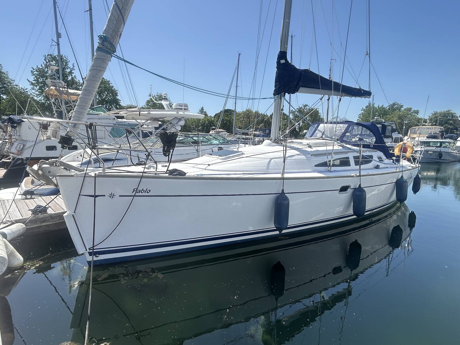 Jeanneau Sun Odyssey 35 — photo 1