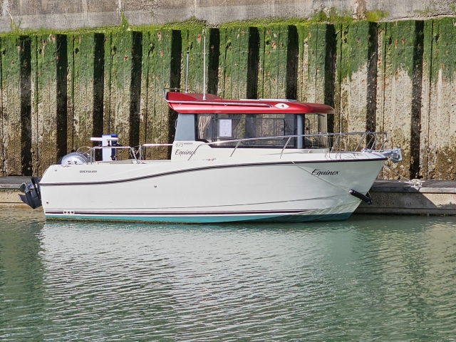 Quicksilver Captur 675 Pilothouse — photo 1