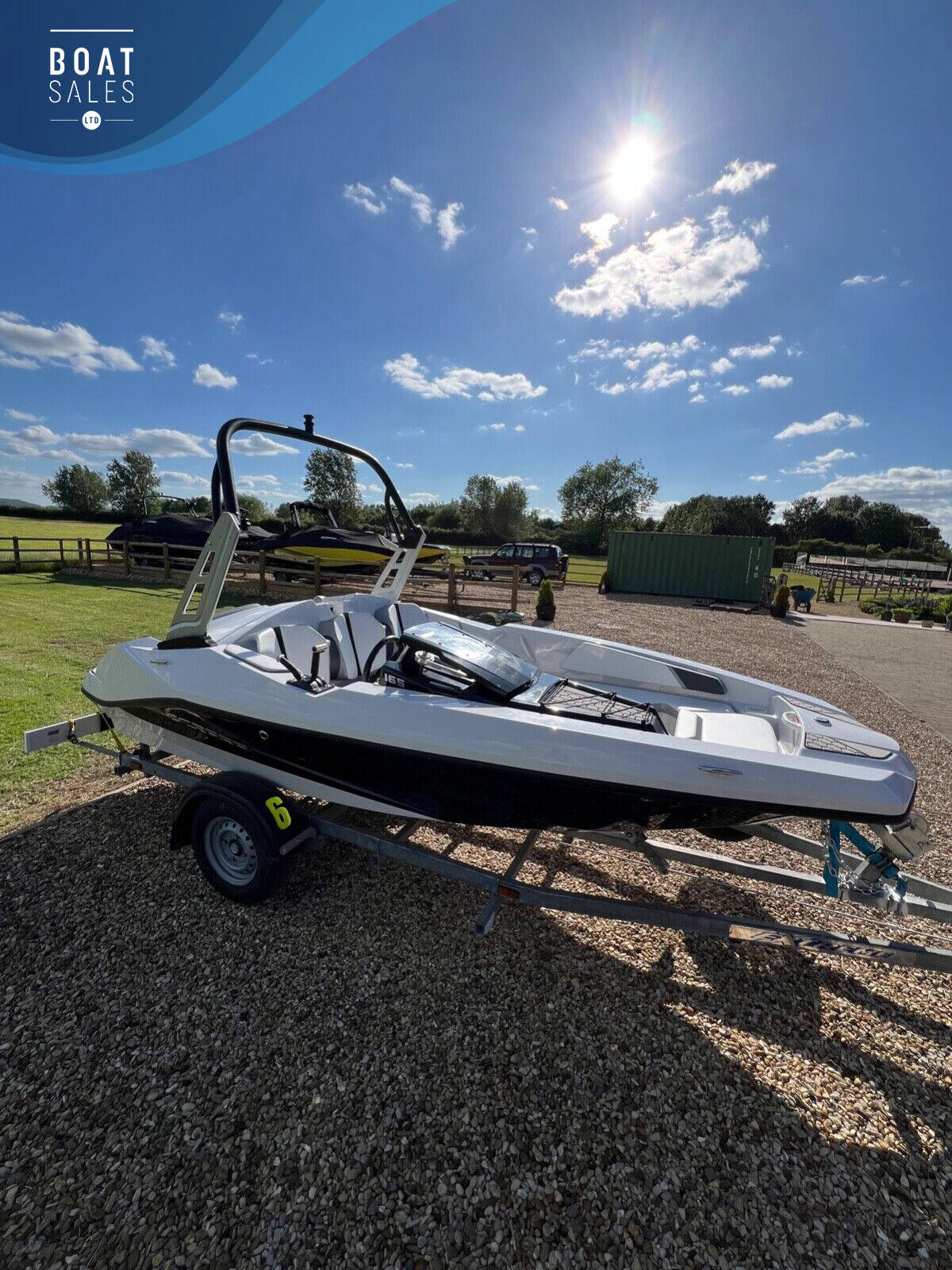 Scarab 165 ID — photo 1