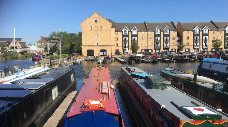 Apsley Waterside & Marina in Hemel Hempstead, Hertfordshire