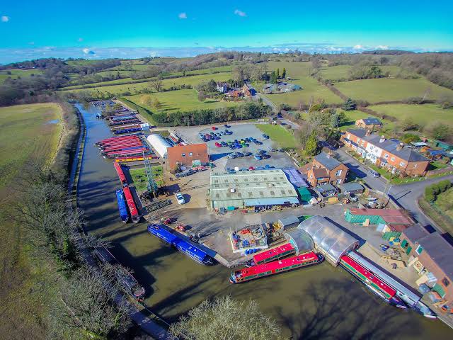 Alvechurch Marina in Alvechurch, Worcestershire