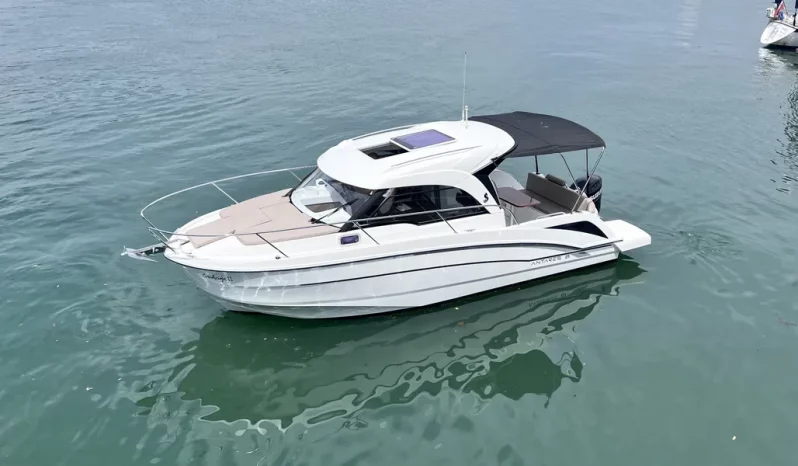 
								2016 Beneteau Antares 8 full									