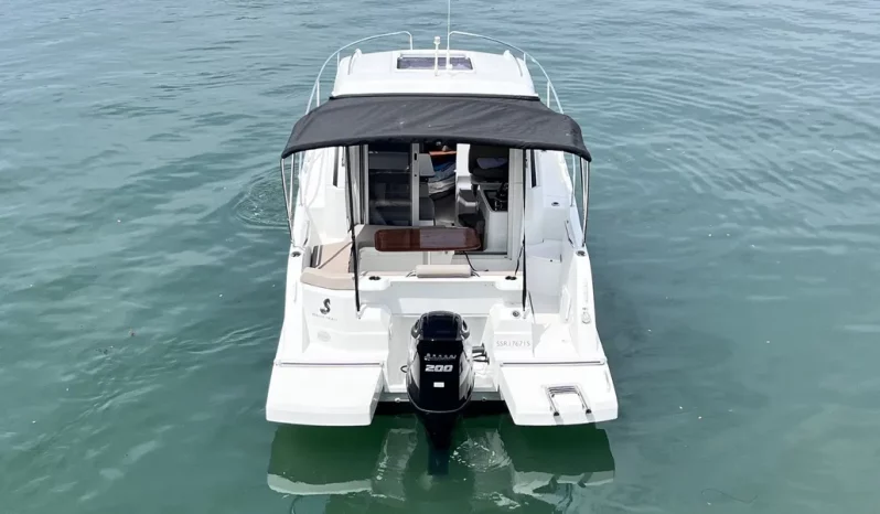 
								2016 Beneteau Antares 8 full									
