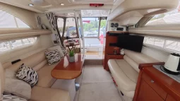 
										2001 Sealine F33 Powerboat full									
