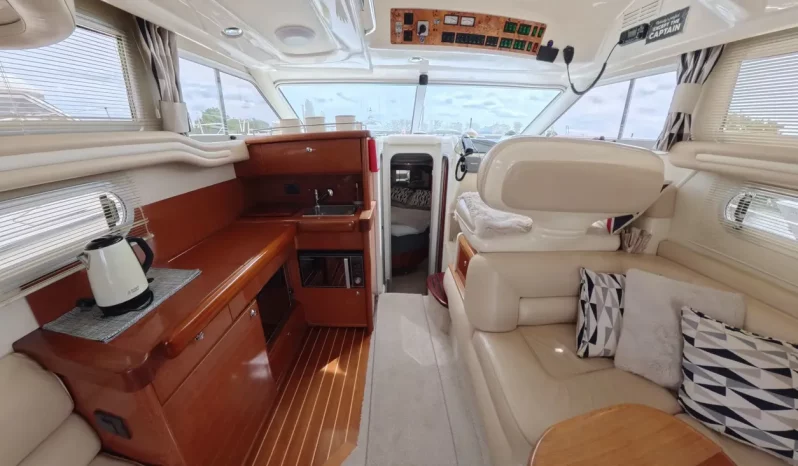 
								2001 Sealine F33 Powerboat full									